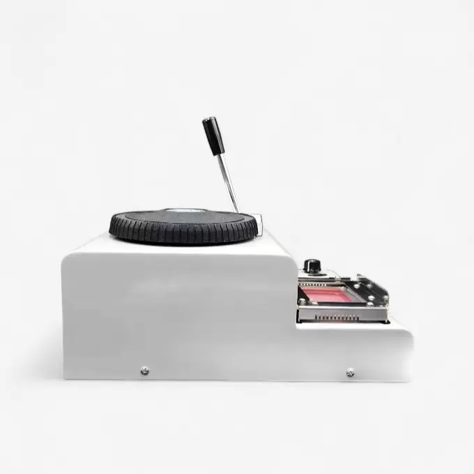 Plastik kart embosser