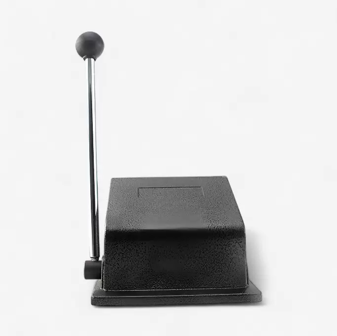 Kağız kəsici 44mm (Rozet)