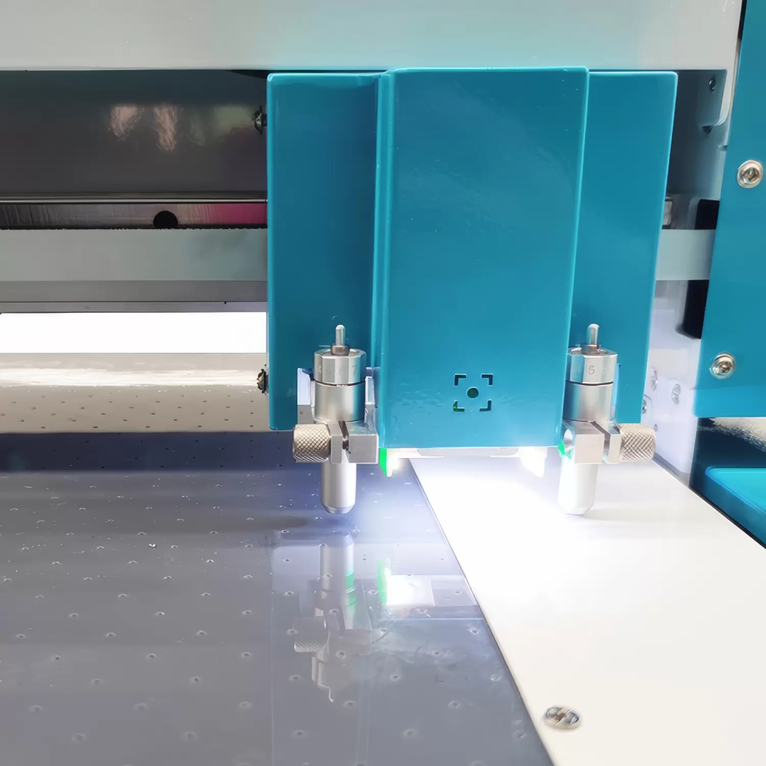 Cutting plotter Teneth FC3550E